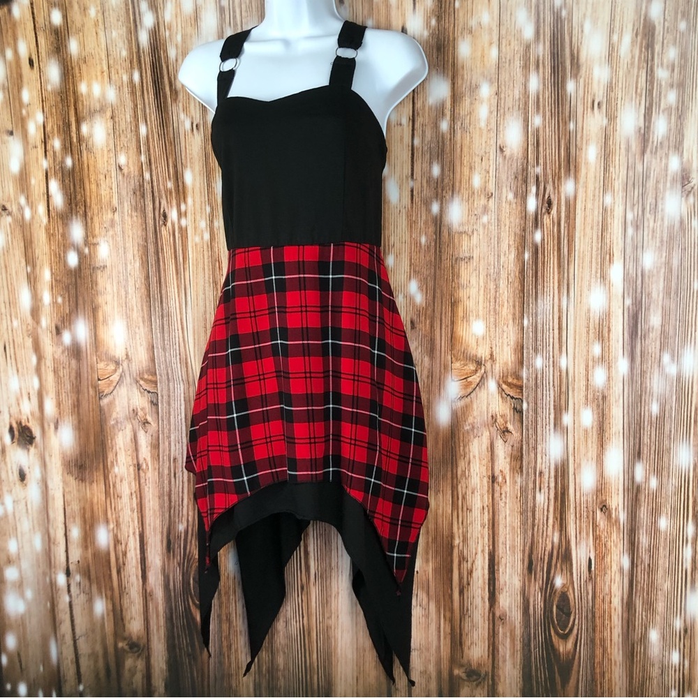 Black and Red Plaid Punk Gothic Sleeveless Tank Dress - Picture 2 of 10